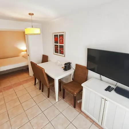 Apartment Josephine 325, Casino 5 Min, Rickeys Beausoleil