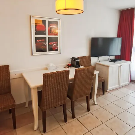 Apartment Josephine 325, Casino 5 Min, Rickeys Beausoleil